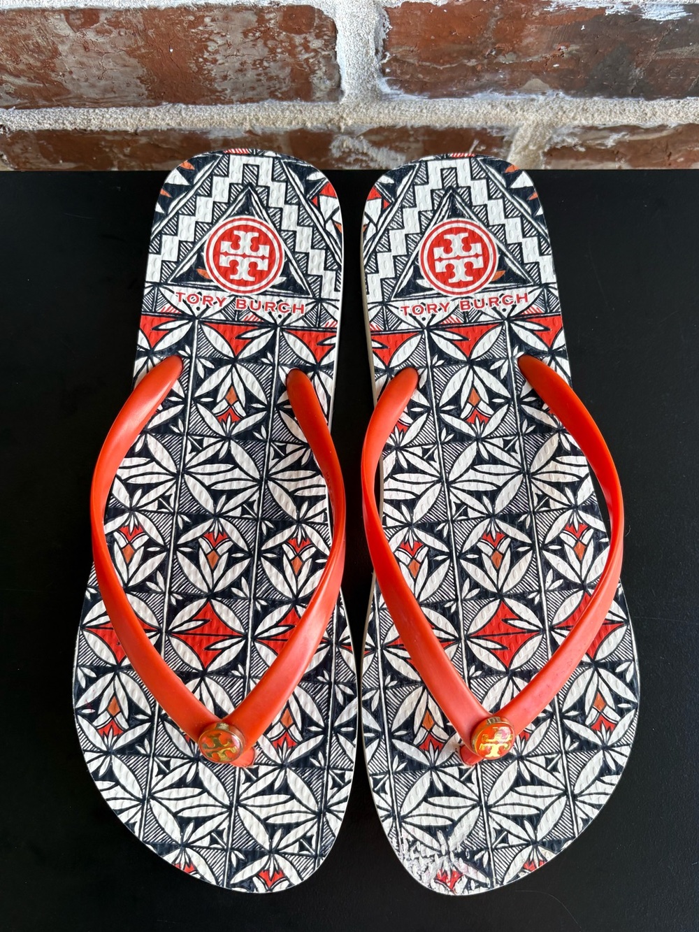 Tory Burch Rubber Logo Flip Flop Floral Printed Thong Sandals Size 8